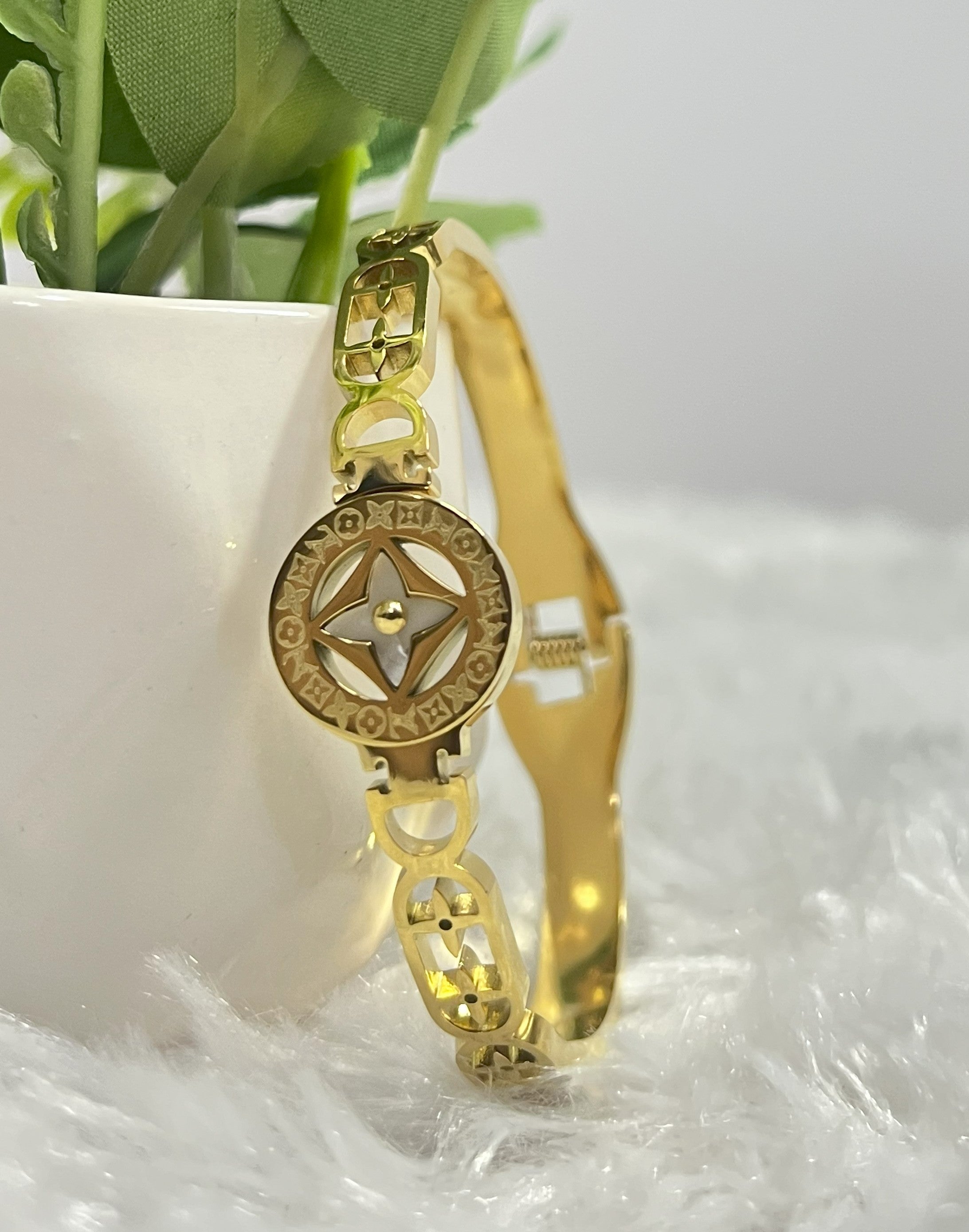 Premium Baby Gold-Tone Kada (Anti-Tarnish)