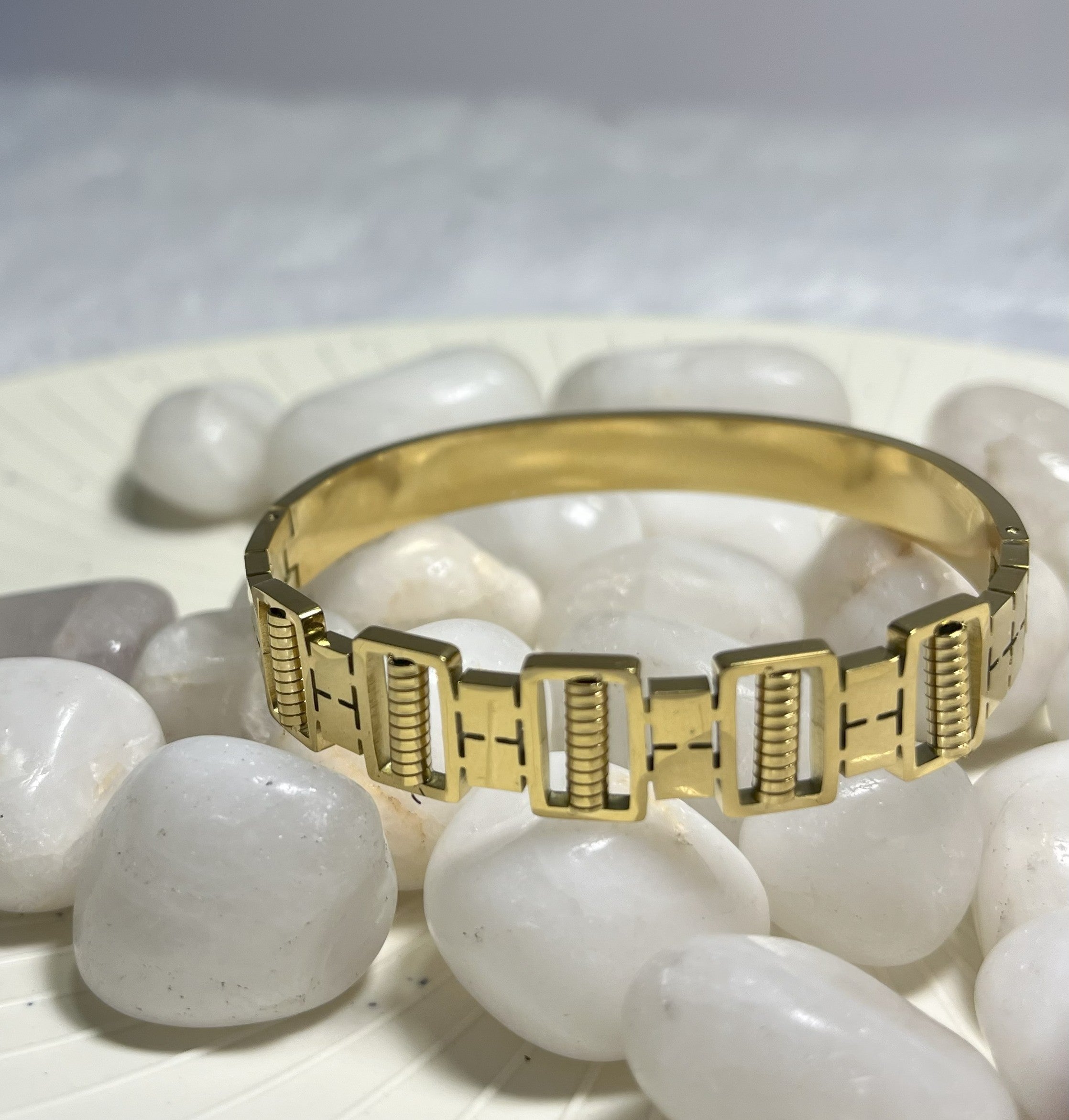 Premium Gold-Plated Geometric Link Kada