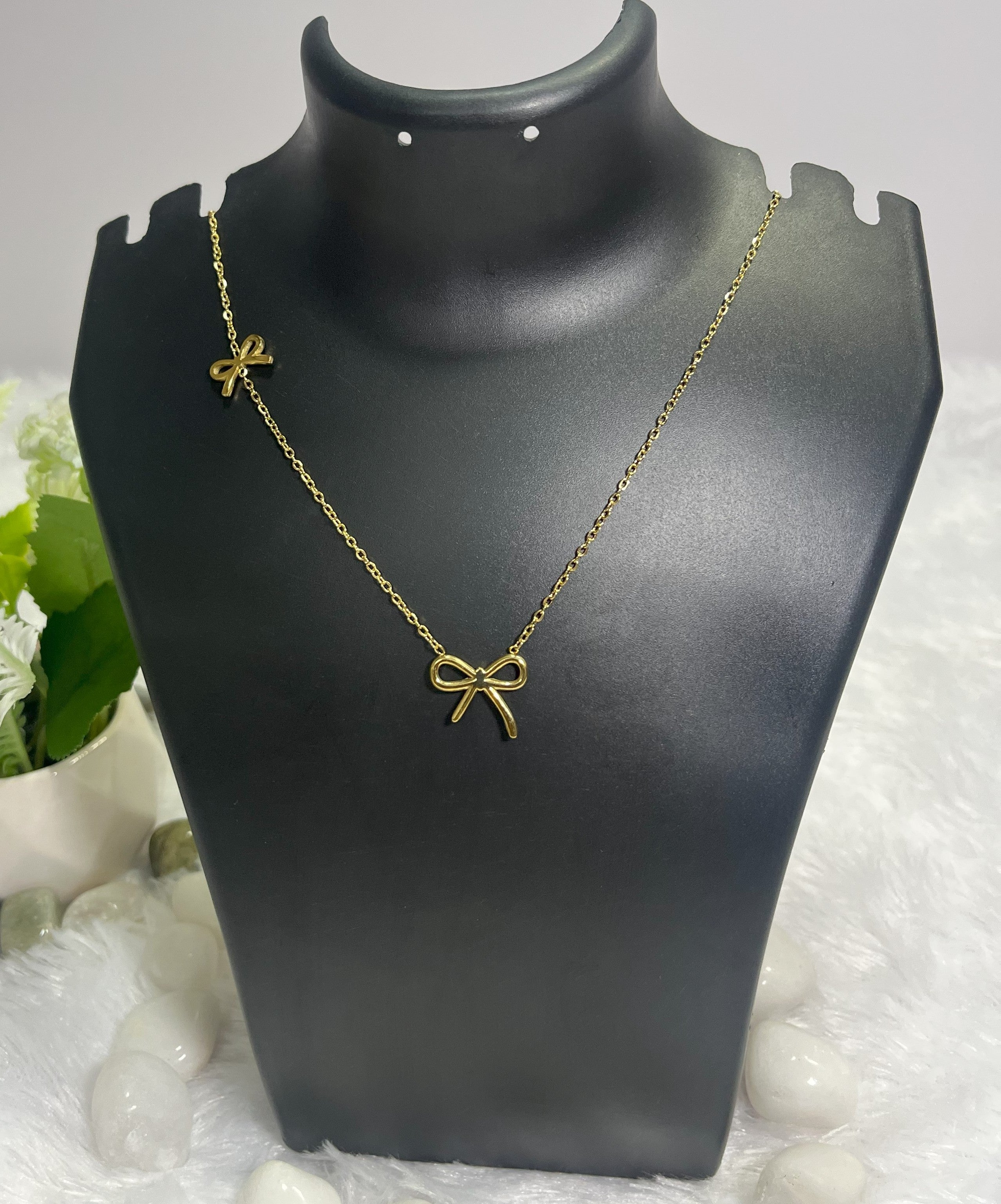 🎀 Premium Golden Bow Necklace 🎀