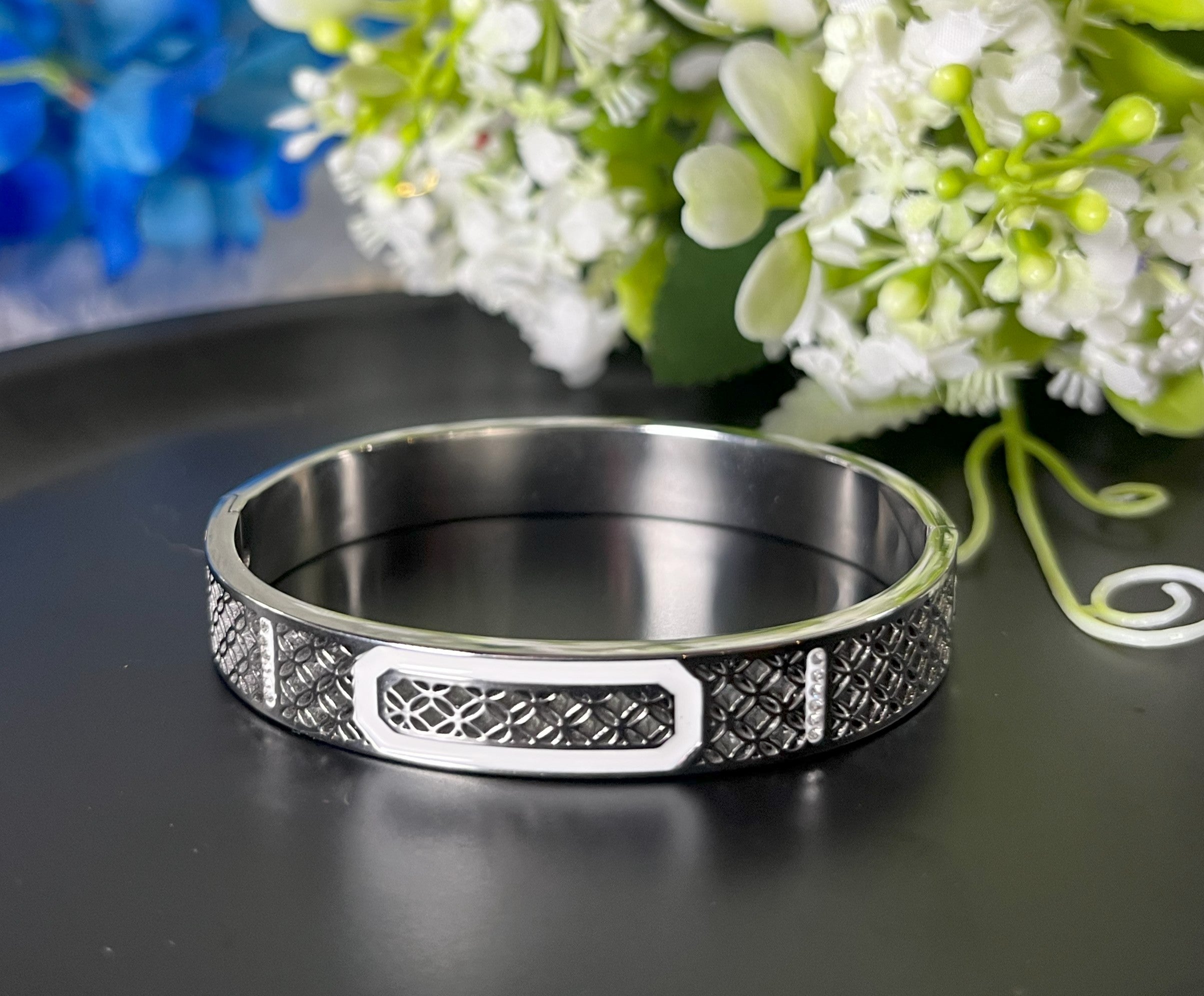 Titan Textured Silver Kada