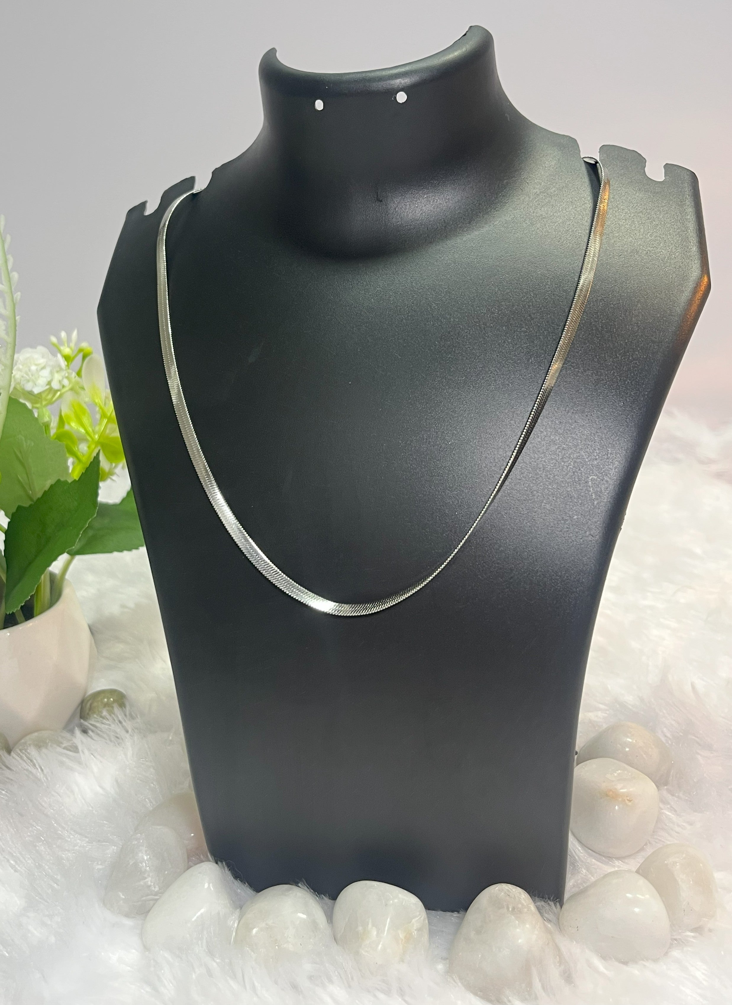 ✨ Premium Silver-Tone Snake Chain Necklace ✨