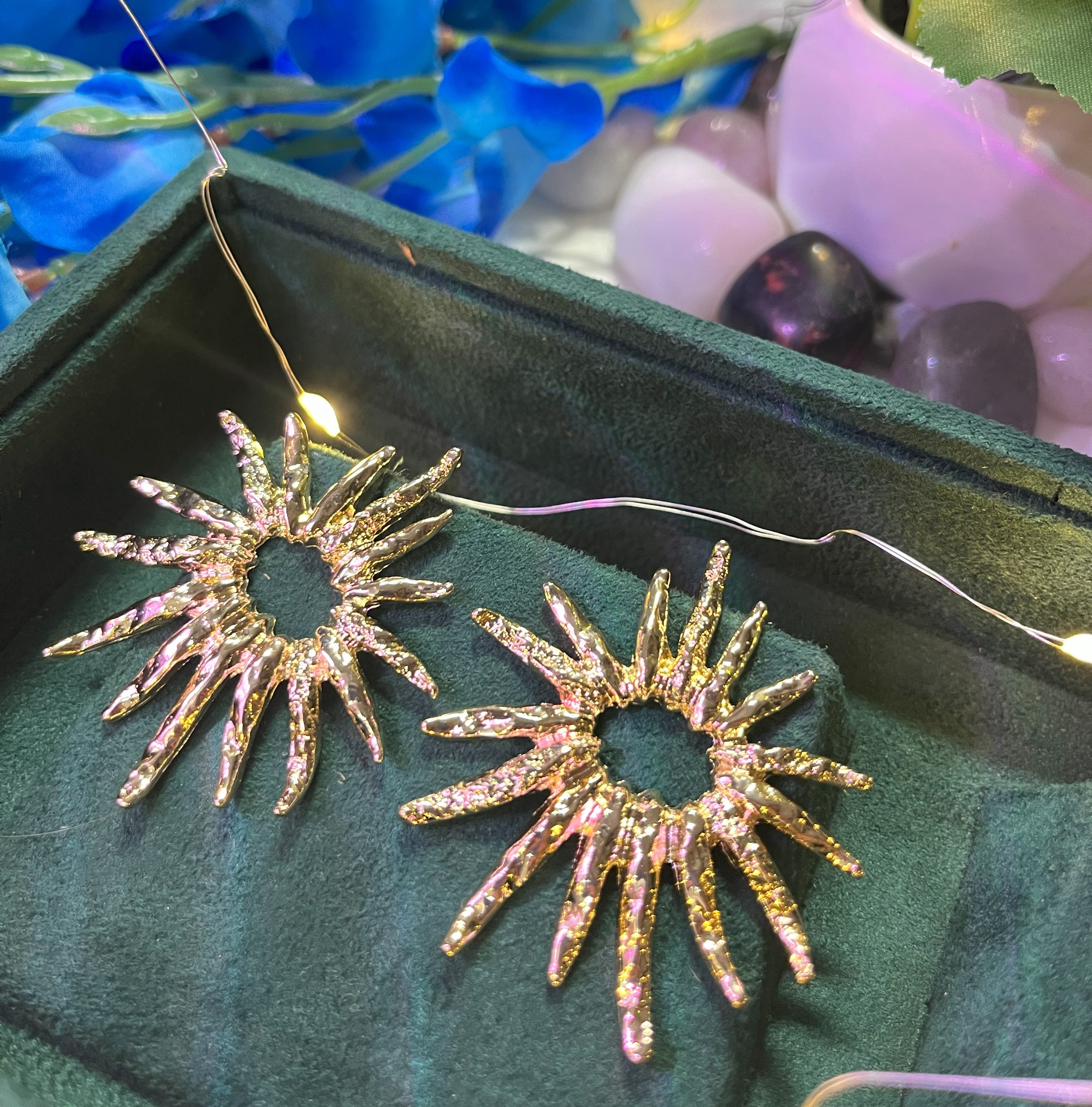 Golden Sunburst Sparkle Earrings